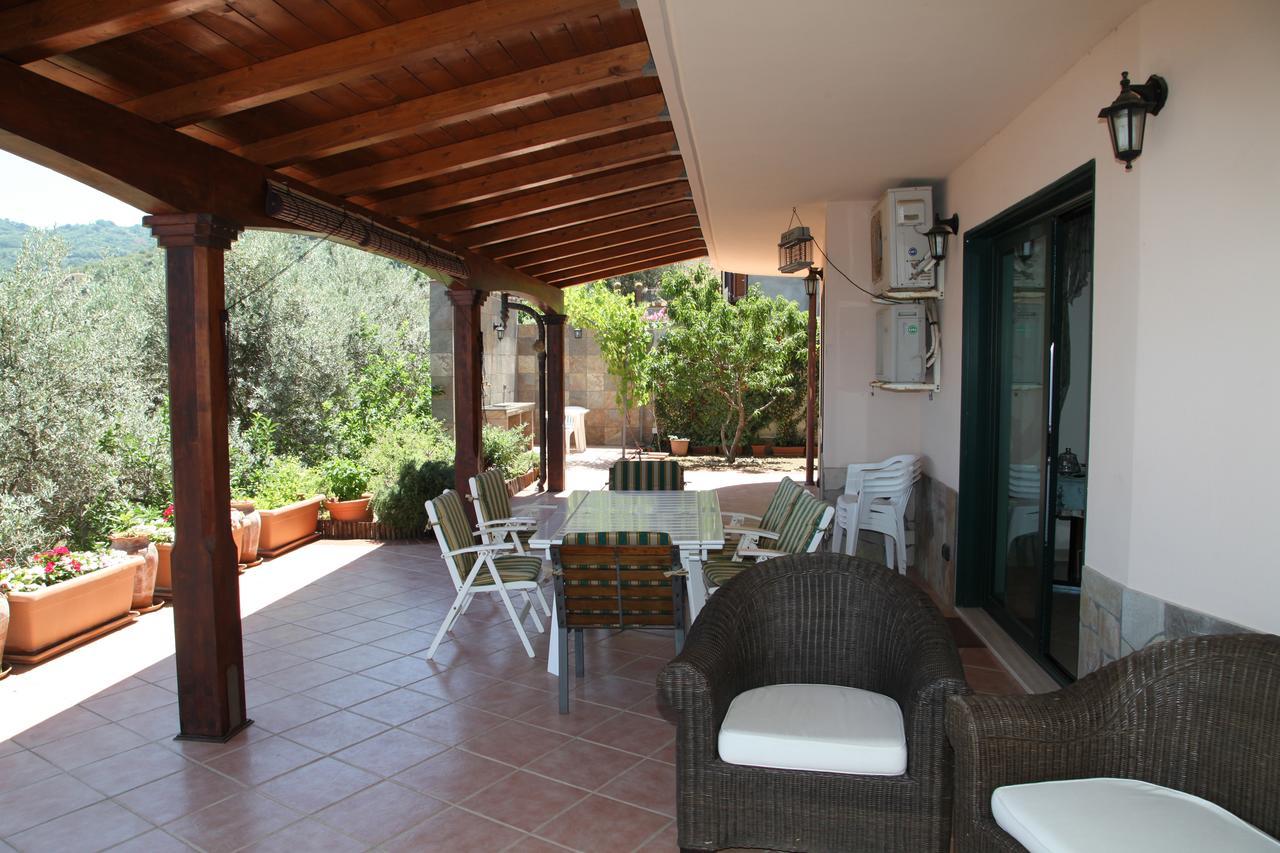 Bed and Breakfast La Collina Capo dʼOrlando Exterior foto