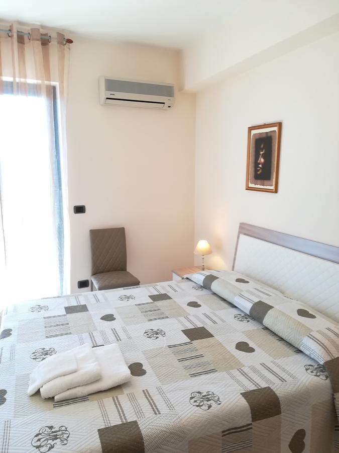 Bed and Breakfast La Collina Capo dʼOrlando Exterior foto