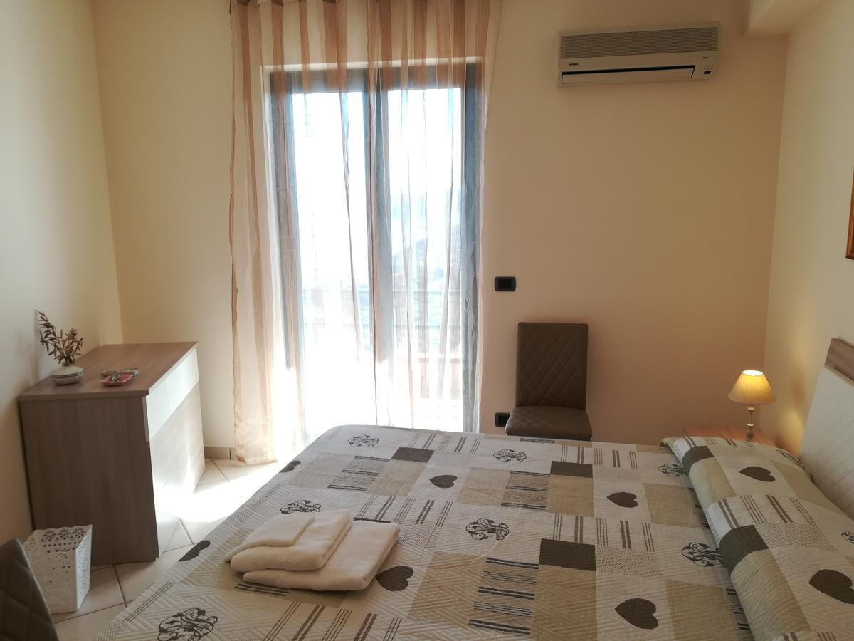 Bed and Breakfast La Collina Capo dʼOrlando Exterior foto