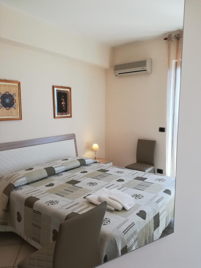 Bed and Breakfast La Collina Capo dʼOrlando Exterior foto