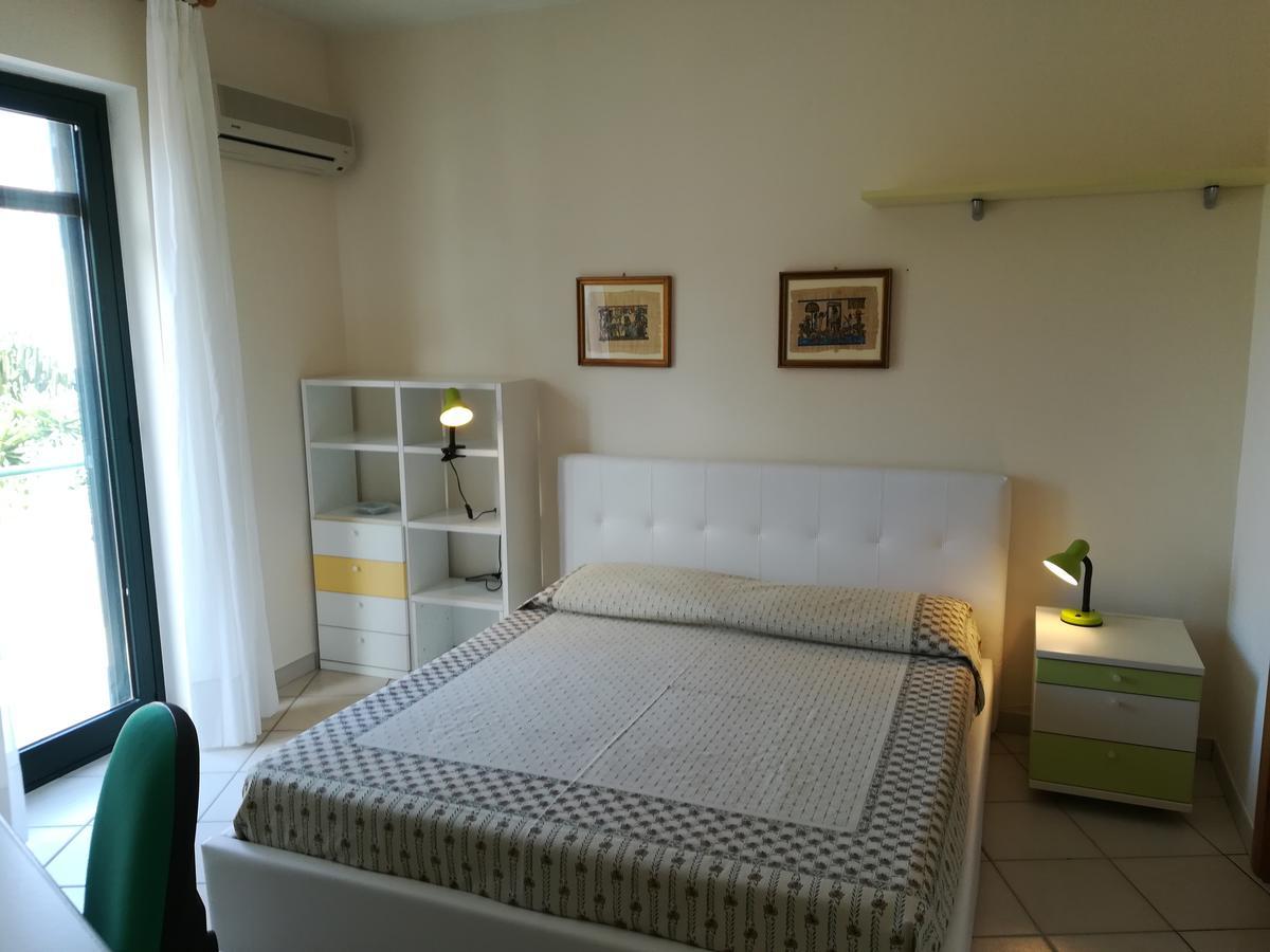 Bed and Breakfast La Collina Capo dʼOrlando Exterior foto